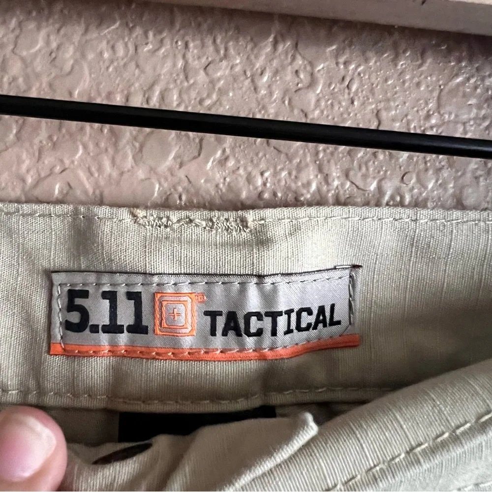 5.11 Tactical Men's Beige Cargo Pants Size 40x30